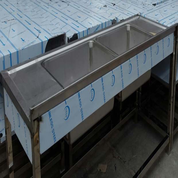 سینک استیل رویه جوشی دو لگن پایه دار